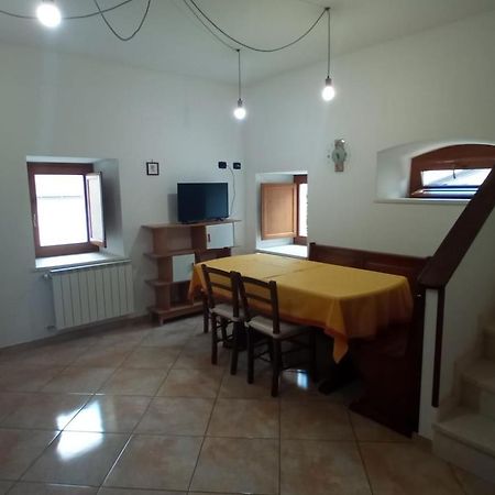 הוילה Barisciano Casa Martino מראה חיצוני תמונה