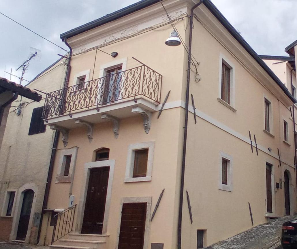 הוילה Barisciano Casa Martino מראה חיצוני תמונה